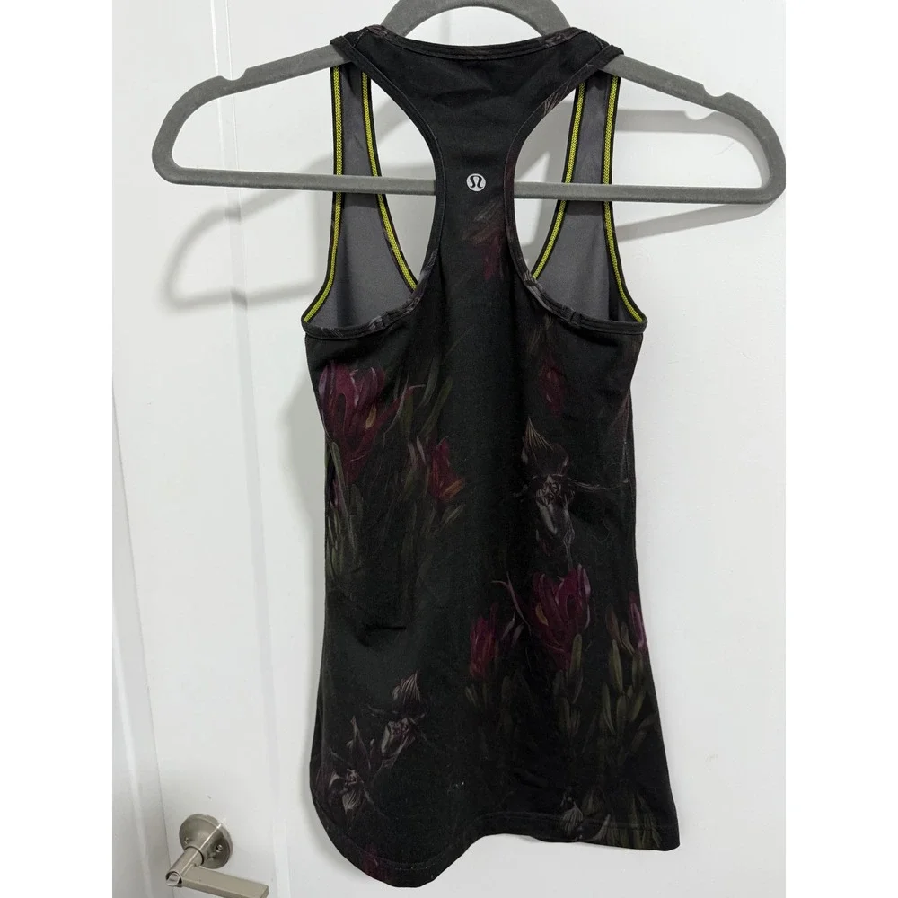 Lululemon Cool Racerback Workout Tank Top Floral Print Black‎ Athletic 4